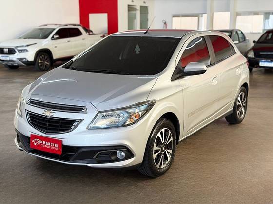 CHEVROLET ONIX 1.4 MPFI LTZ 8V FLEX 4P AUTOMÁTICO CHEVROLET ONIX 1.4 MPFI LTZ 8V FLEX 4P AUTOMÁTICO